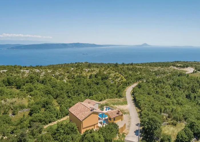 In Skitaca With Pool And Sea Views * Koromacno