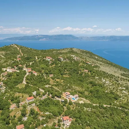 With Private Pool & Sea View * Koromacno